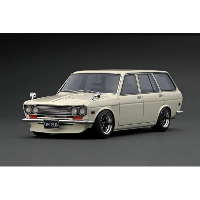 IGNITION MODEL 1/18 IG 2220 Datsun Bluebired (510) Wagon White