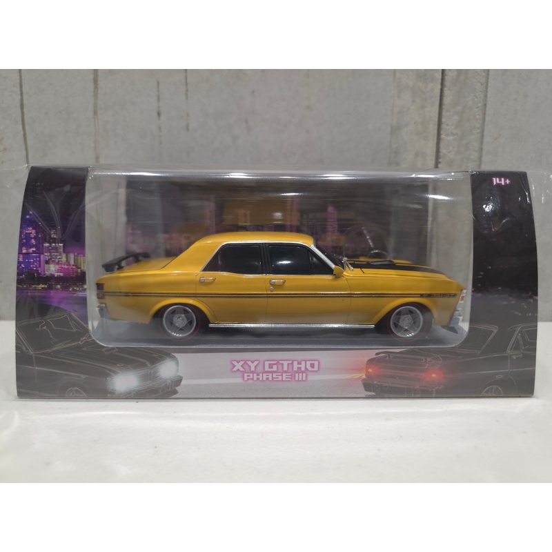 LIGHT UP FORD XY GT-HO YELLOW OCHRE – 1:24 SCALE