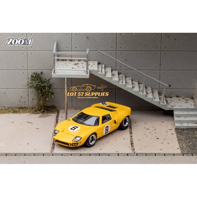 Zoom Ford GT40 MK1 Yellow #8 1:64