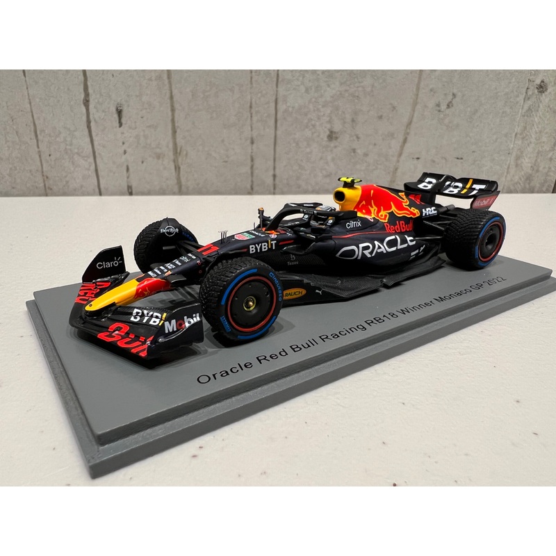 Oracle Red Bull Racing RB18 No.11 Oracle Red Bull Racing – Winner Monaco GP 2022 – Sergio Prez – 1:43 Scale Resin Model Car – Spark