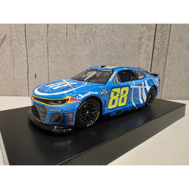 SHANE VAN GISBERGEN 2025 TRACKHOUSE 1:24 SCALE ARC DIECAST