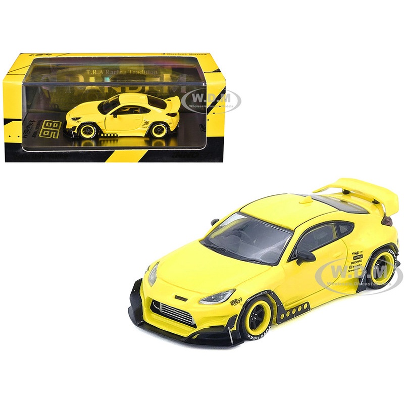 Toyota GR86 Pandem RHD (Right Hand Drive) Yellow 1/64 Diecast Model Car by Inno Models