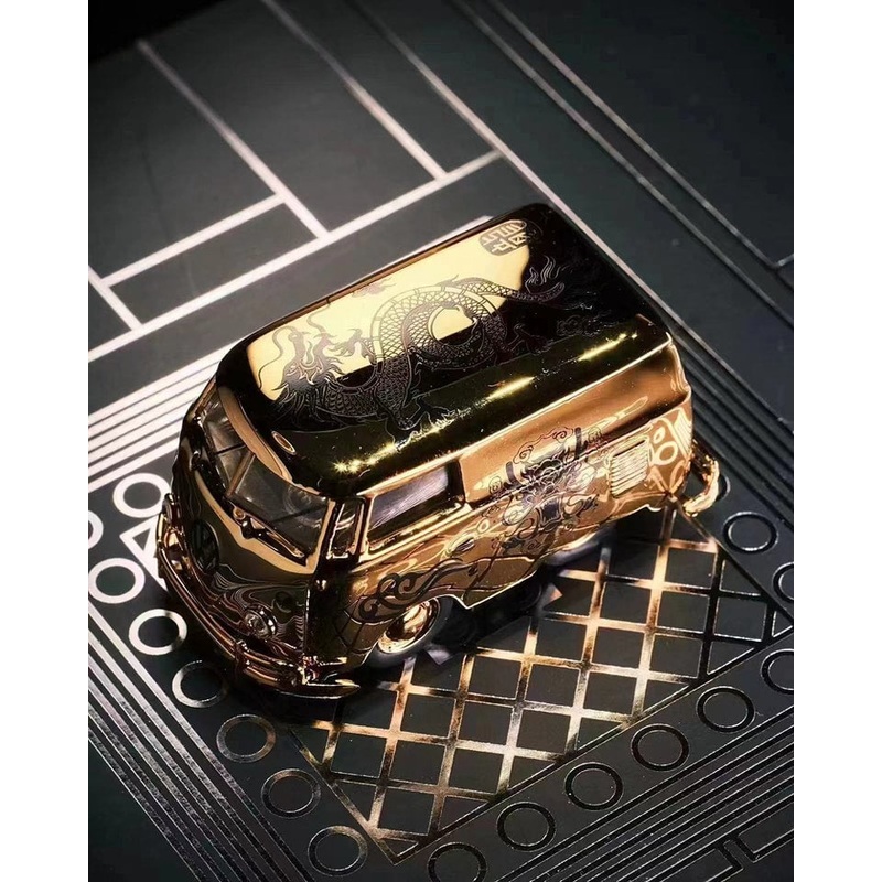 HY Model 1/64 1960 VW Volkswagen bus Chrome Gold (Year of the Dragon Special Edition)