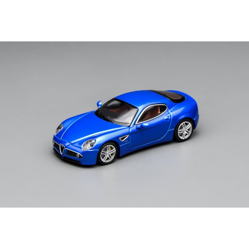 * PRE ORDER * MOTORHELIX 1/64 Alfa Romeo 8C Competizione 2008 Blu Magnetico Met M69055