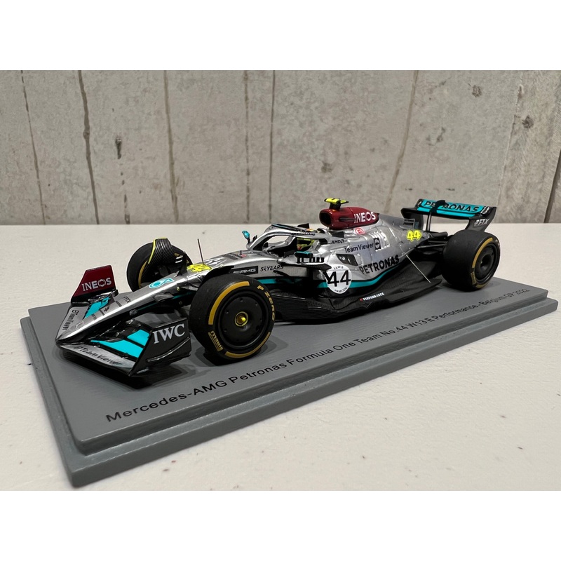 Mercedes-AMG Petronas F1 W13 E Performance No.44 Mercedes-AMG Petronas F1 Team – Belgian GP 2022 – Lewis Hamilton – 1:43 Scale Resin Model Car – Spark