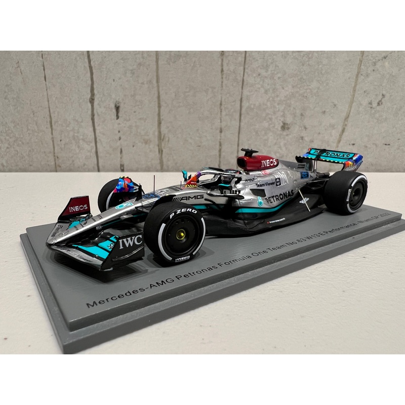 Mercedes-AMG Petronas F1 W13 E Performance No.63 Mercedes-AMG Petronas F1 Team – Miami GP 2022 – George Russell – 1:43 Scale Resin Model Car – Spark