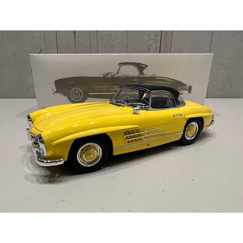 Mercedes Benz 300SL Roadster (W198) 1958 Yellow With Hardtop – 1:18 Scale Diecast Model – MiniChamps