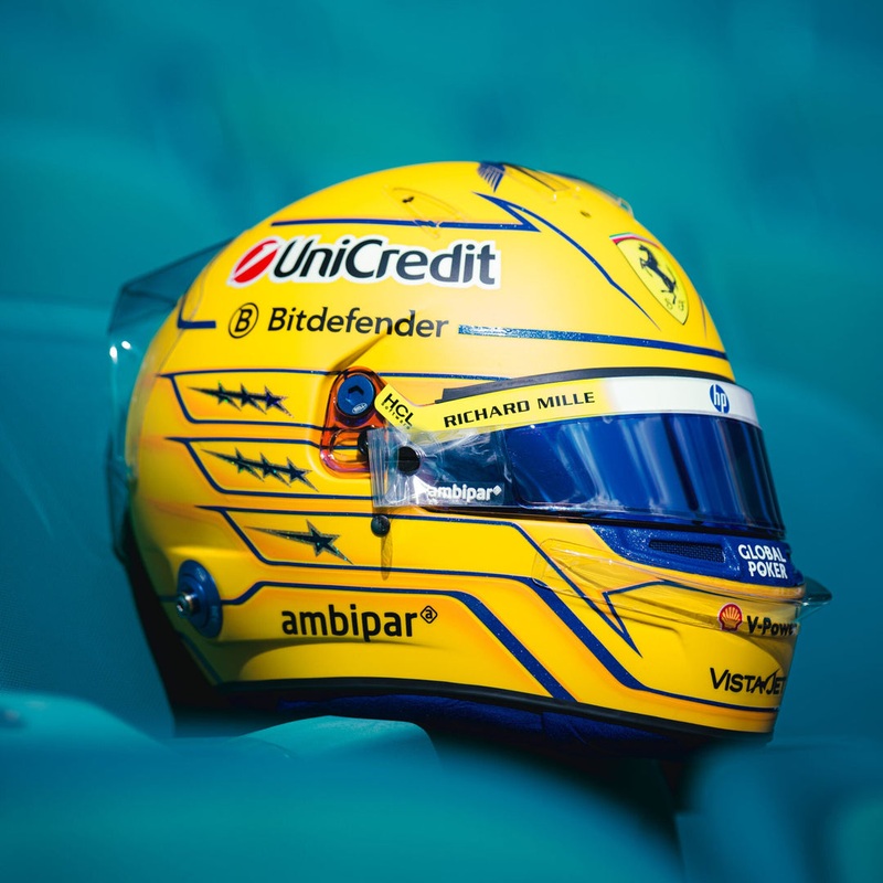 *PRE-ORDER* LEWIS HAMILTON – FERRARI SCUDERIA – 2025 MIAMI GP – 1.5 MINI HELMET – LOOKSMART