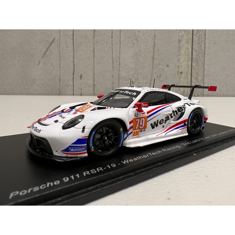 Porsche 911 RSR-19 No.79 WeatherTech Racing – 2nd LMGTE Am 24H Le Mans 2022 – C. MacNeil – J. Andlauer – T. Merrill – 1:43 Scale Resin Model Car – Spark