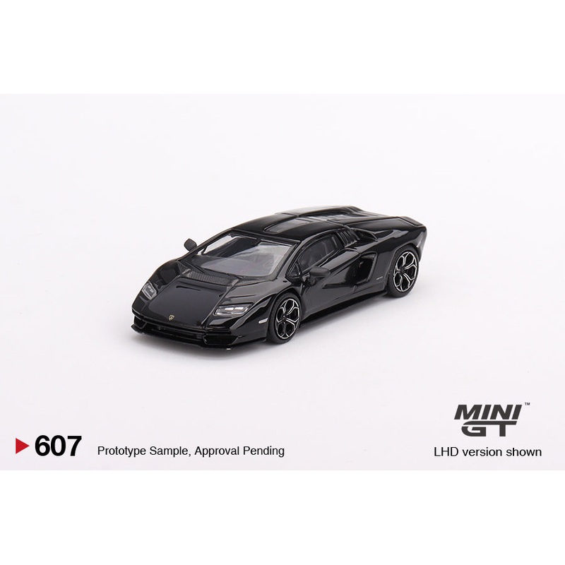 MINI GT #607 Lamborghini Countach LPI 800-4 Nero Maia (LHD)