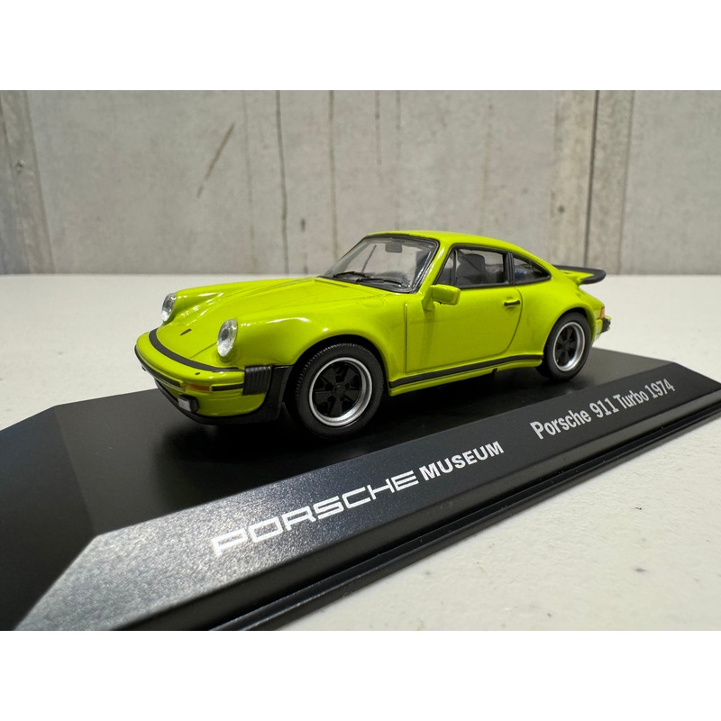 PORSCHE 911 TURBO – 1974 – PORSCHE MUSEUM – 1:43 SCALE MODEL – Spark