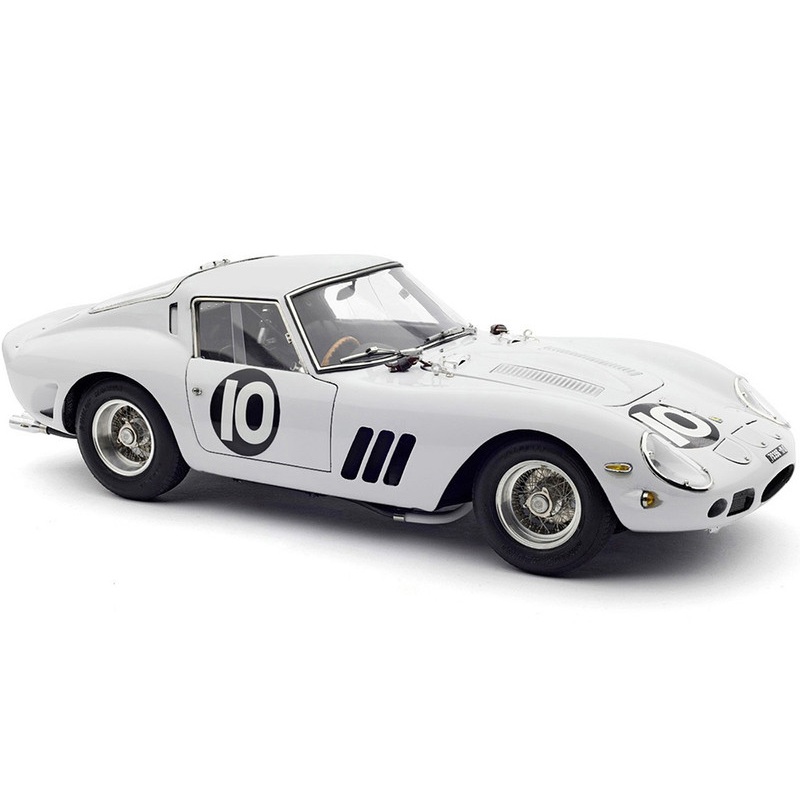 Ferrari 250 GTO #10 Graham Hill 2nd Place Tourist Trophy – Goodwood (1962) Limited Edition to 2200 pieces Worldwide 1/18 Diecast Model Car by CMC