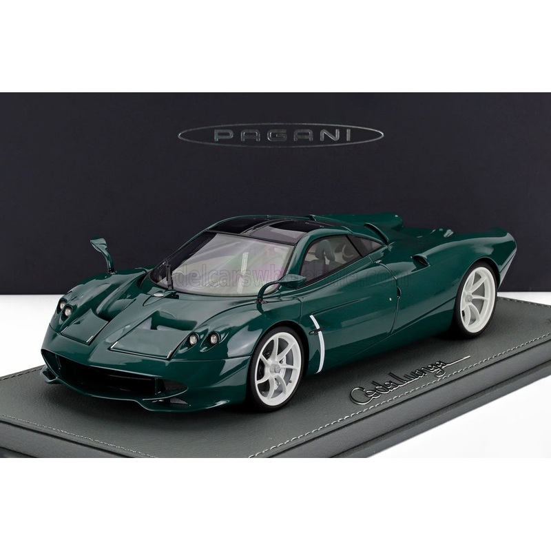 PAGANI – HUAYRA CODALUNGA 2022 – CON VETRINA – WITH SHOWCASE – BRITISH RACING GREEN