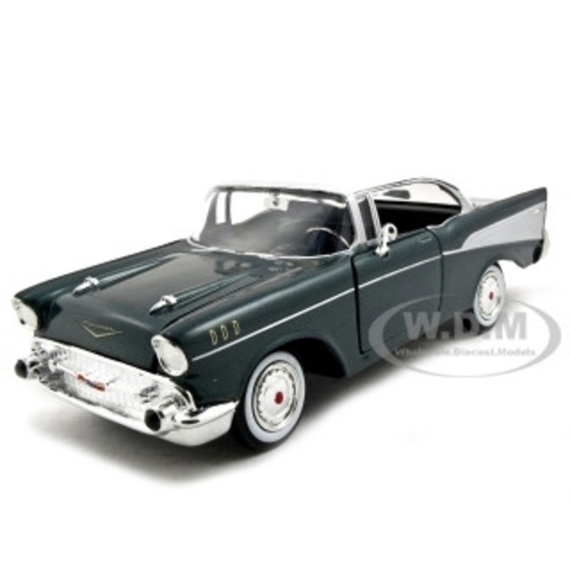 1957 Chevrolet Bel Air Green 1/24 Diecast Model Car by Motormax