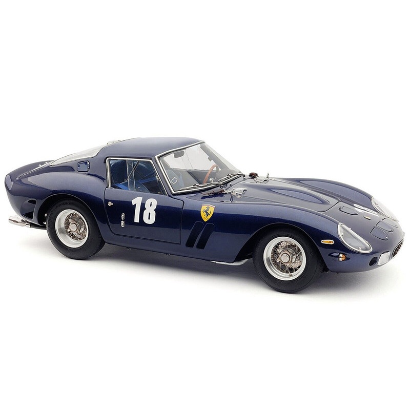 Ferrari 250 GTO #18 Brandon Wang Monterey Historic Races (Laguna Seca) (2004) Limited Edition to 2200 pieces Worldwide 1/18 Diecast Model Car by CMC