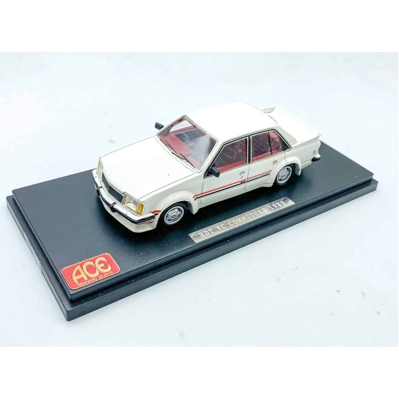 VC HDT Commodore White – 1:43 Scale Model – ACE