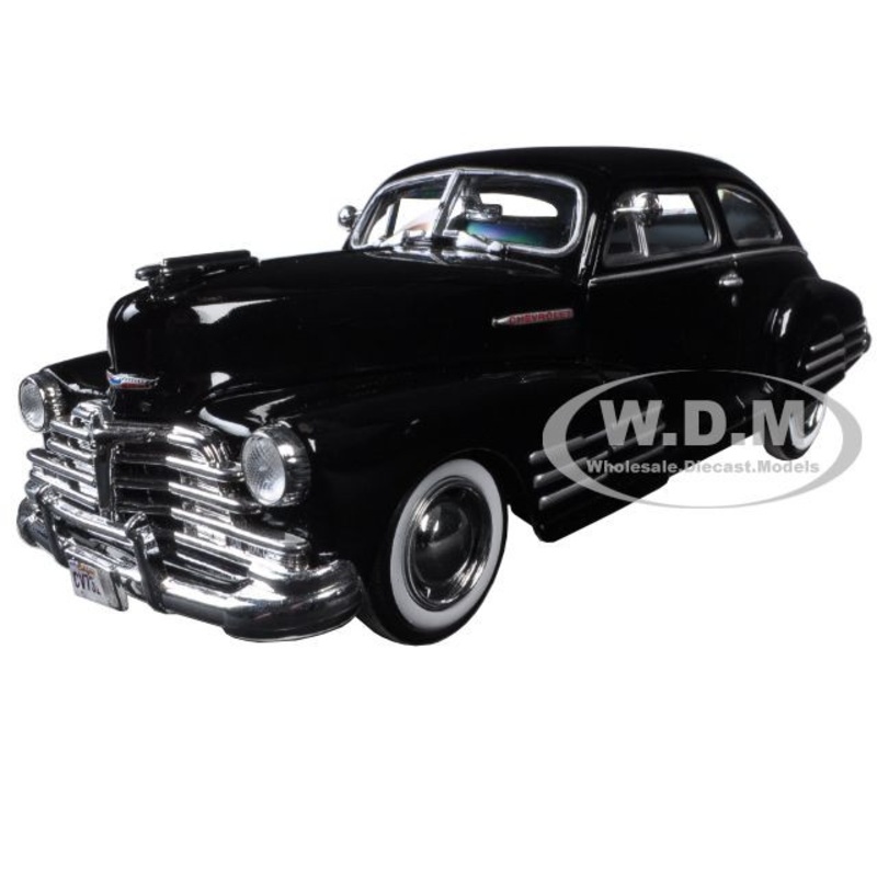 1948 Chevrolet Aerosedan Fleetline Black 1/24 Diecast Model Car by Motormax
