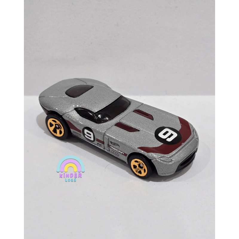 Hot Wheels Fast FeLion (Uncarded – New)