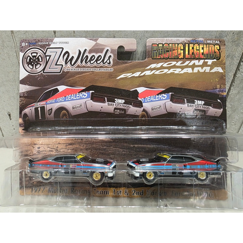 OZ WHEELS – 1977 MOFFAT RACING TEAM 1ST & 2ND HARDIE – FERODO BATHURST – 1:64 SCALE TWIN SET – RAW CHASE EDITION – SERIES 2 – DDA