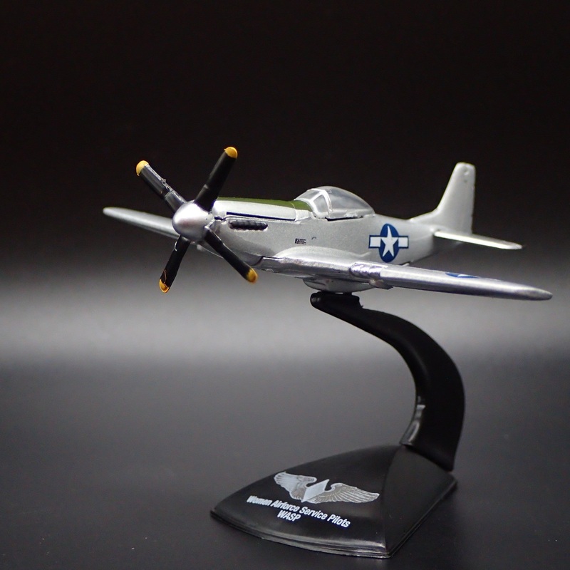WWII NORTH AMERICAN P-51 MUSTANG PLANE ARMY MILITARY 1:144 SCALE DIECAST MODEL