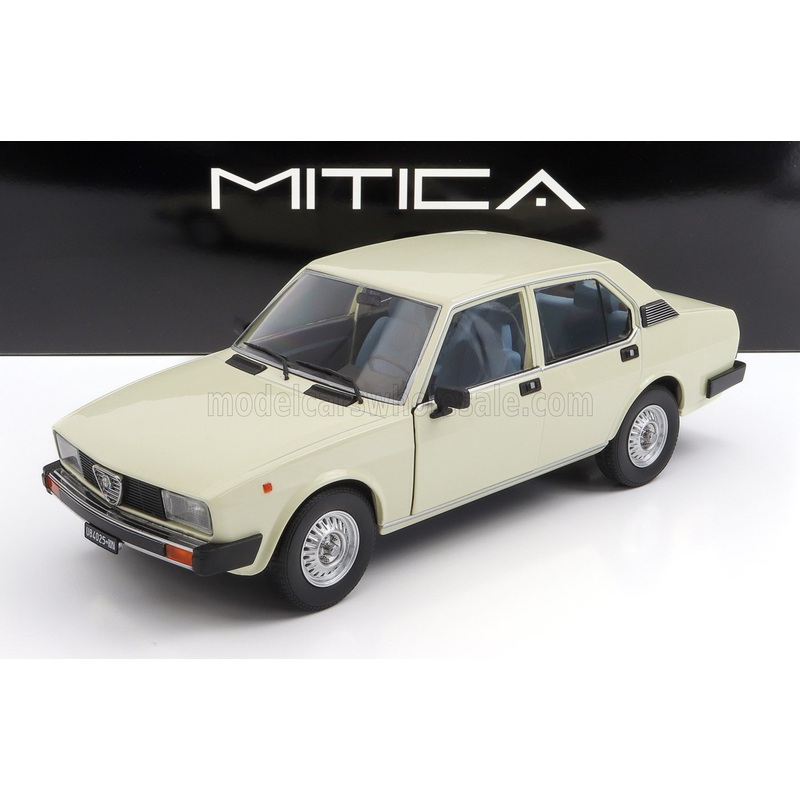 ALFA ROMEO – ALFETTA BERLINA 2000L 1978 – IVORY 103