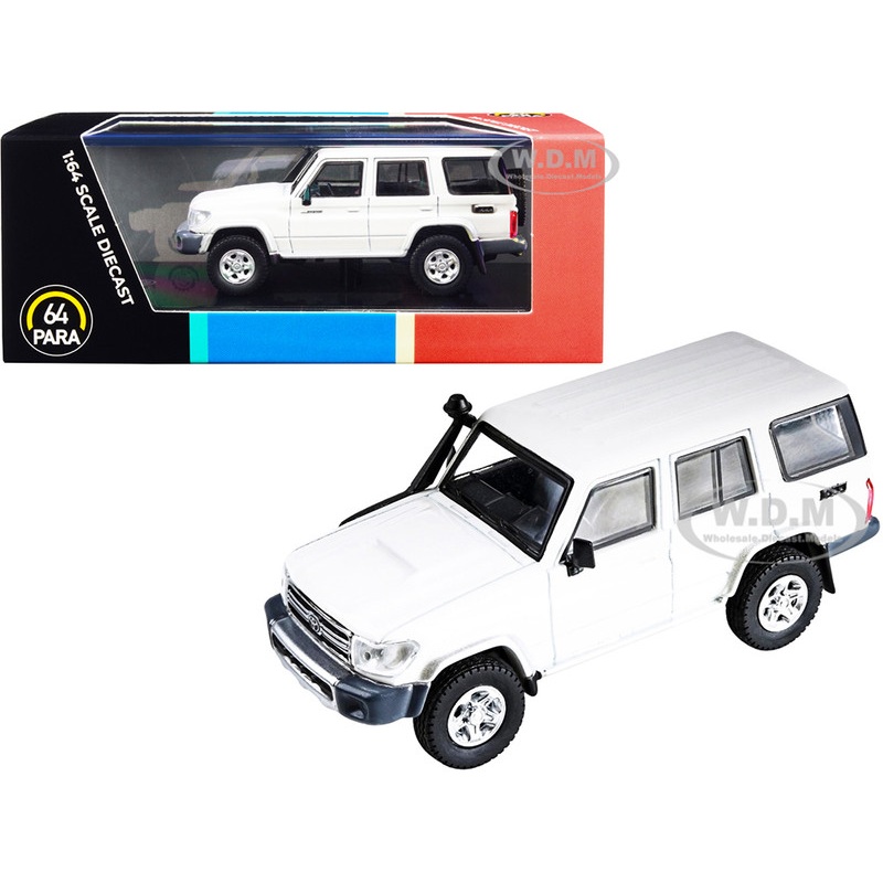 Toyota Land Cruiser 76 French Vanilla Pearl White 1/64 Diecast Model Car by Paragon Models