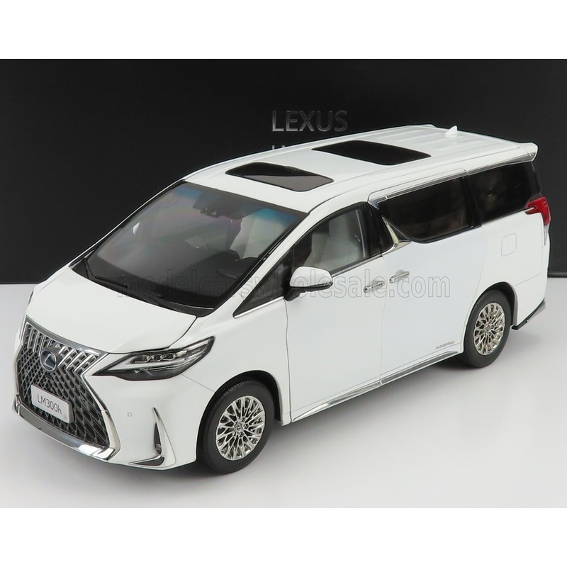 LEXUS – LM300h MINIVAN 2020 – WHITE PEARL MET