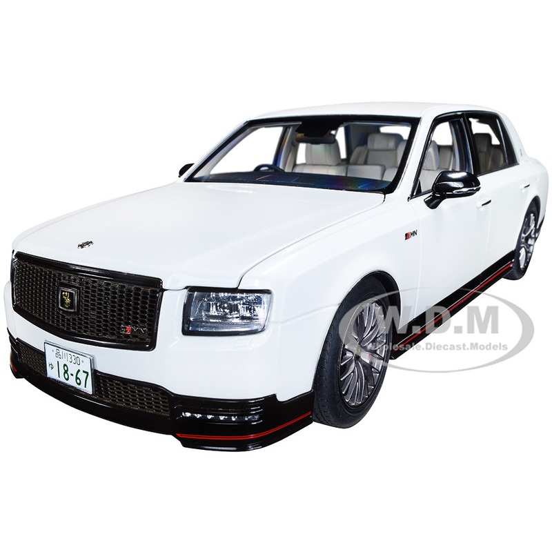 Toyota Century GRMN RHD (Right Hand Drive) Pearl White 1/18 Model Car by Autoart