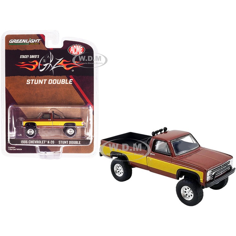 1986 Chevrolet K-20 Pickup Truck Stunt Double Brown Metallic with Gold Side Stripes (Stacey David’s GearZ) Fall Guy Tribute 1/64 Diecast Model Car by Greenlight for ACME