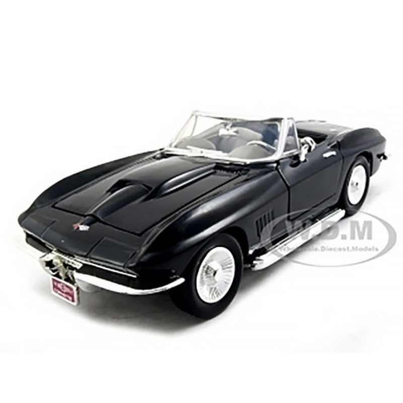 1967 Chevrolet Corvette Convertible Black 1/24 Diecast Model Car by Motormax