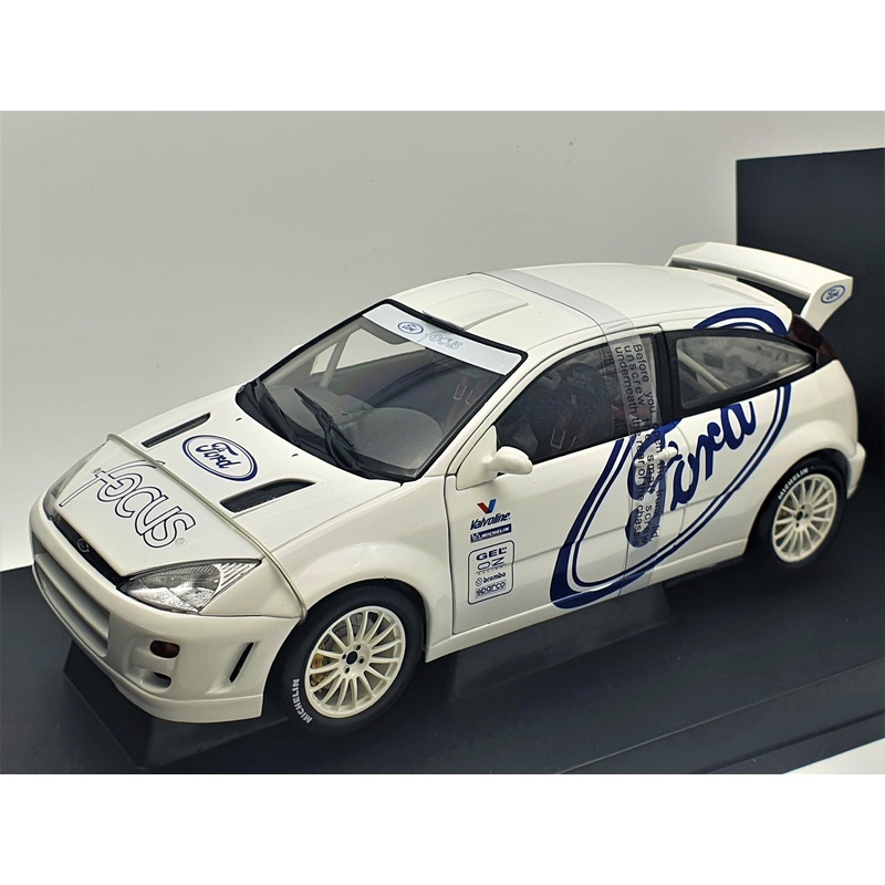 AutoArt 1999 Ford Focus WRC Test Car 1:18 Scale Model Car – Brand New