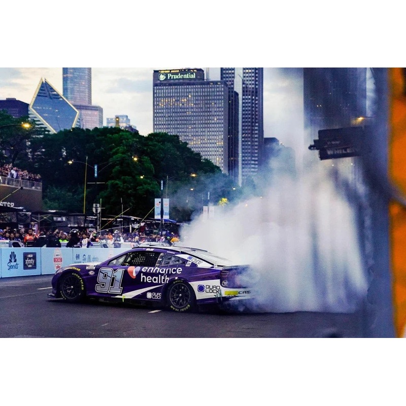 SHANE VAN GISBERGEN 2023 ENHANCE HEALTH CHICAGO STREET COURSE RACED WIN 1:64 ARC DIECAST