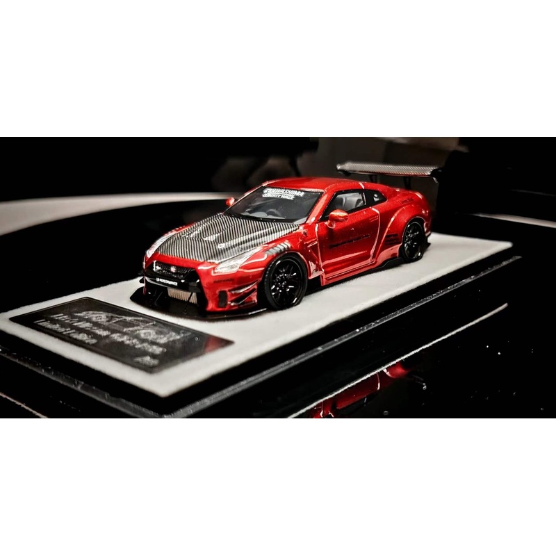 [Premium Resin Model] Qidian Model 1:64 Nissan Skyline GT-R R35 LBWK Red with Carbon Hood Limited to 99 Pieces Only