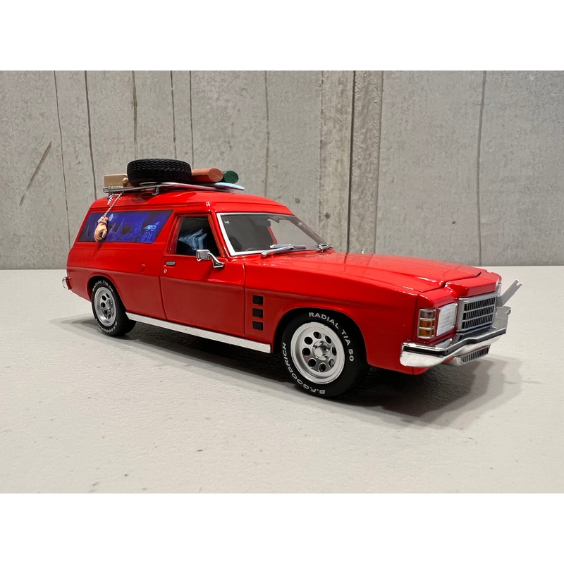 Max’s 1975 HJ Holden Sandman Panel Van 1:24 Scale Diecast – DDA