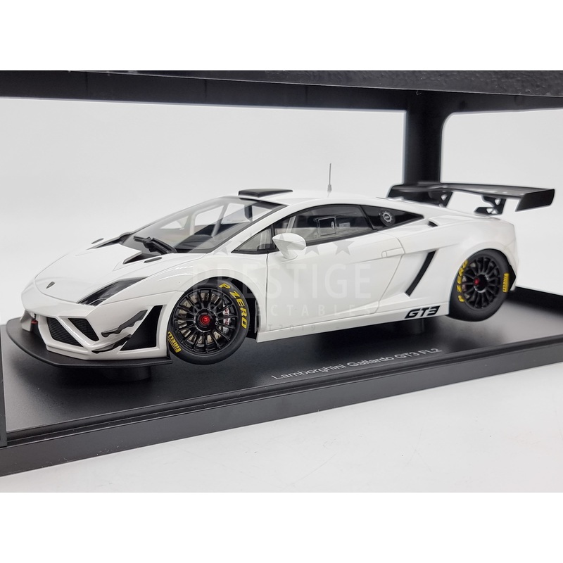 AUTOart 2013 Lamborghini Gallardo GT3 FL2 White 1:18 Scale – New