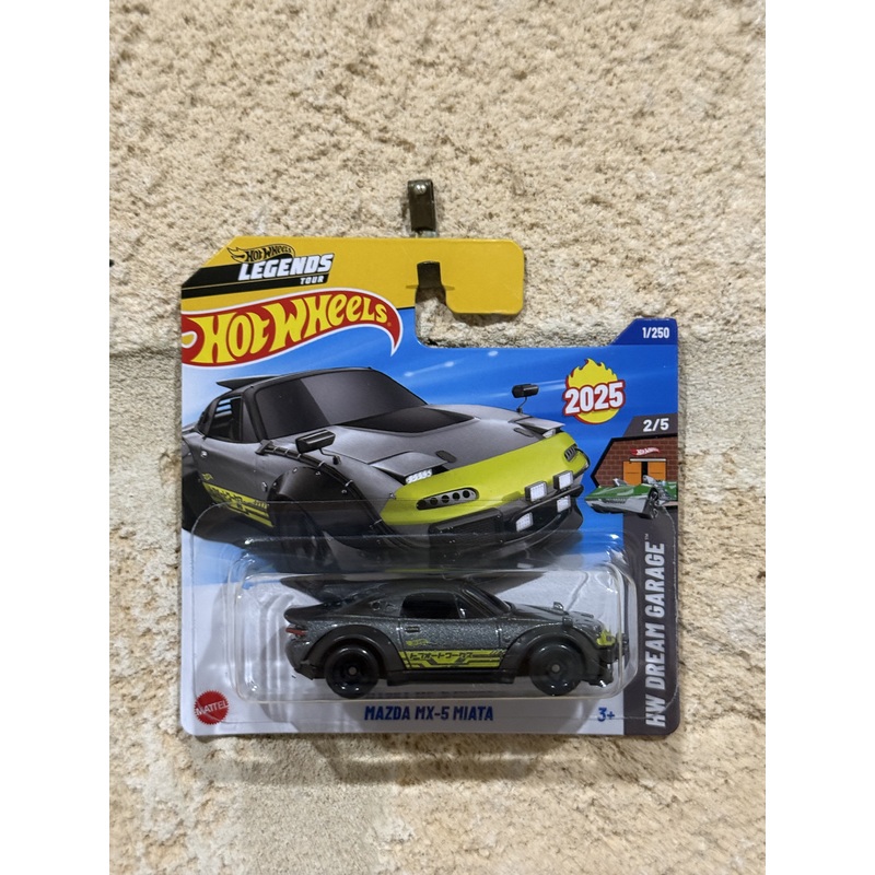 HOT WHEELS MAZDA MX-5 MIATA ( SHORT CARD )