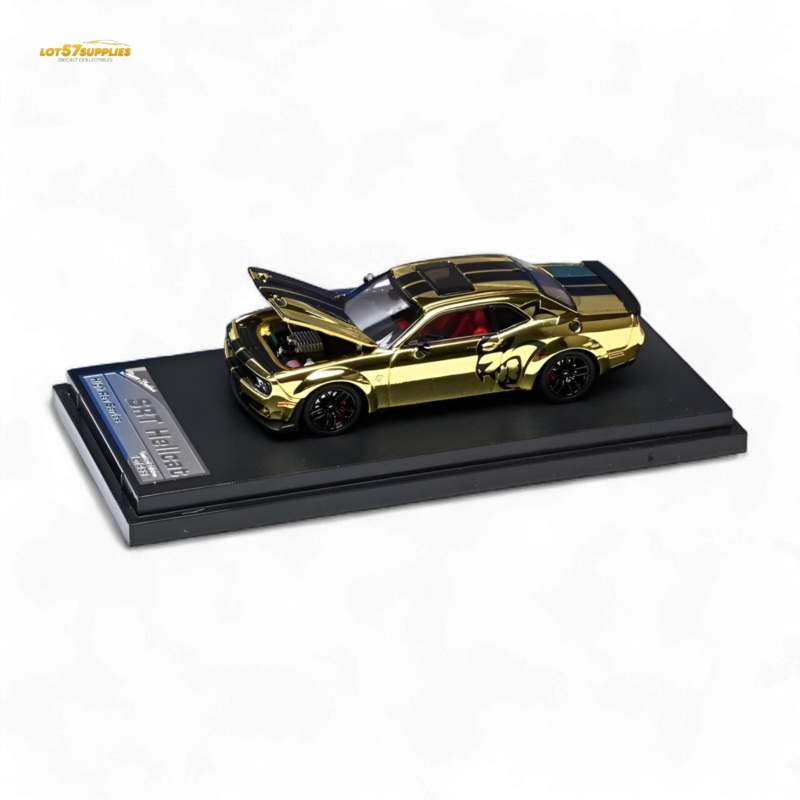 (Pre-Order) Stance Hunters Dodge Challenger SRT Hellcat – Gold 1:64