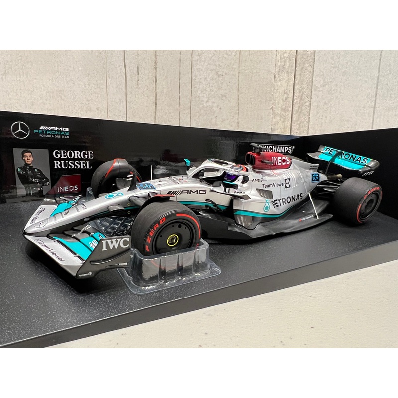 MERCEDES-AMG PETRONAS FORMULA ONE TEAM F1 W13 E PERFORMANCE – GEORGE RUSSELL  2022 – 1:18 Scale Diecast Model Car