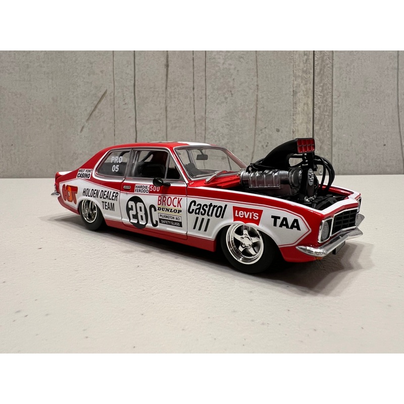 XU-1 PETER BROCK #28C BLOWN TORANA – 1:24 SCALE DIECAST MODEL