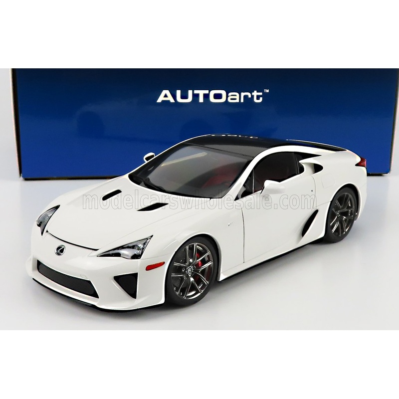LEXUS – LFA COUPE 2012 – WHITEST WHITE CARBON