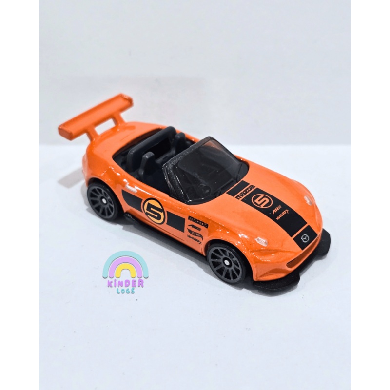 Hot Wheels 2015 Mazda MX-5 Miata – Orange (Uncarded – New)