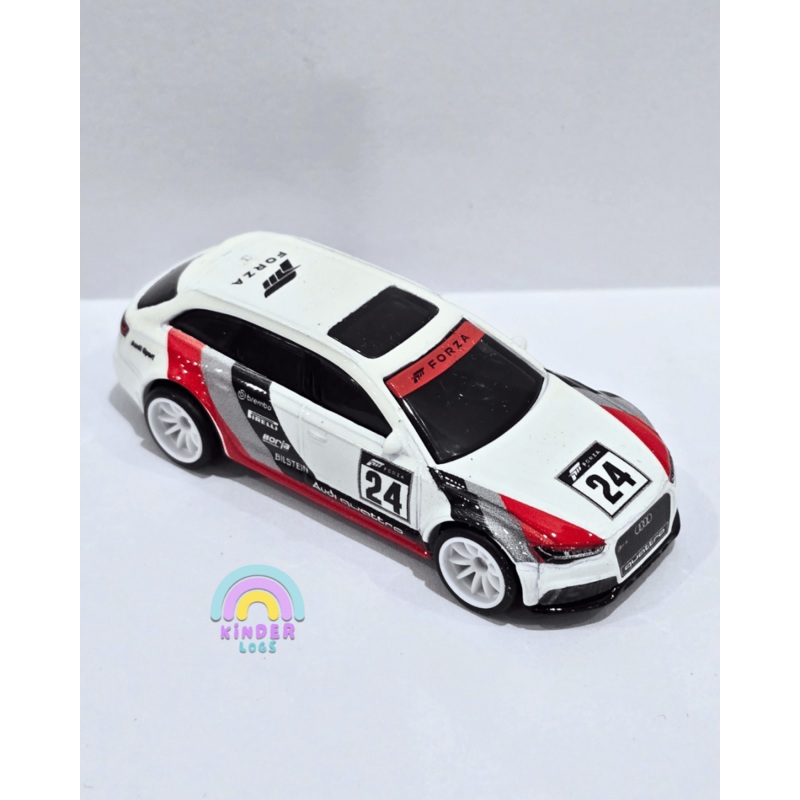 Premium Hot Wheels 2017 Audi RS6 Avant – Forza (Uncarded – New)