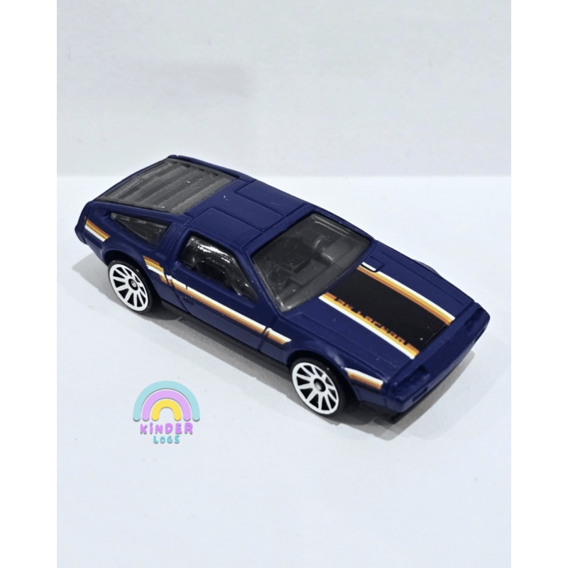 Hot Wheels DMC DeLorean – Blue (Uncarded – New)